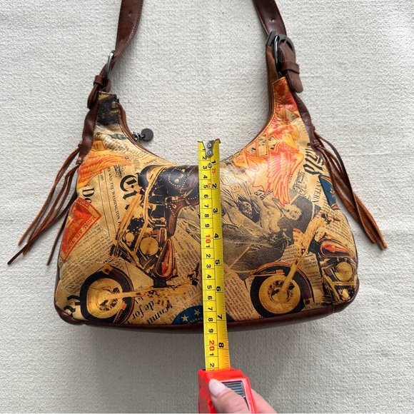 Bertotti - Leather Shoulder Bag - Picture 8 of 8